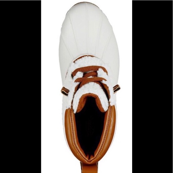 🔥Skechers Pond Sherpa Duck Waterproof Boots Women's Winter - Picture 4 of 9